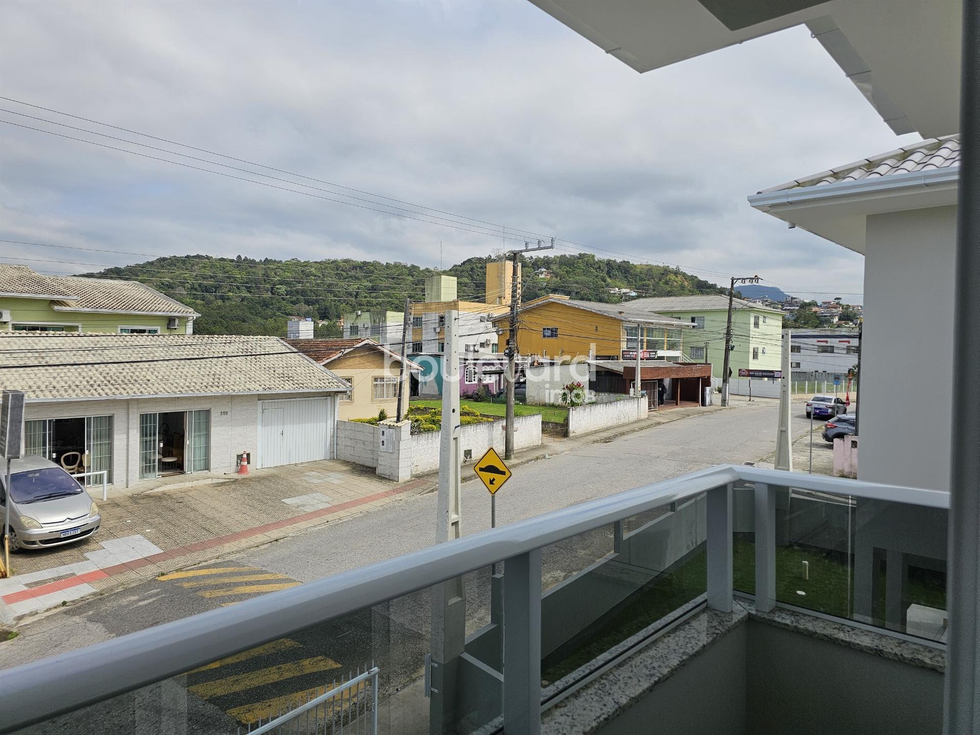 Casa à venda com 3 quartos, 1 suíte, 2 vagas e 103m² no Areias, São José (SC) — foto 22 de 23