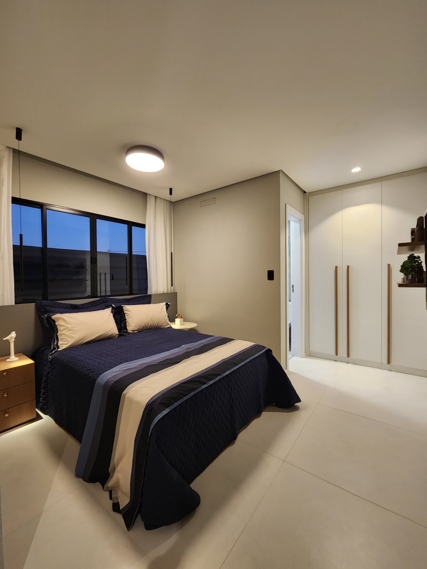 Casa à venda com 3 quartos, 3 suítes, 2 vagas e 184m² no Sim, Feira de Santana (BA) — foto 12 de 13