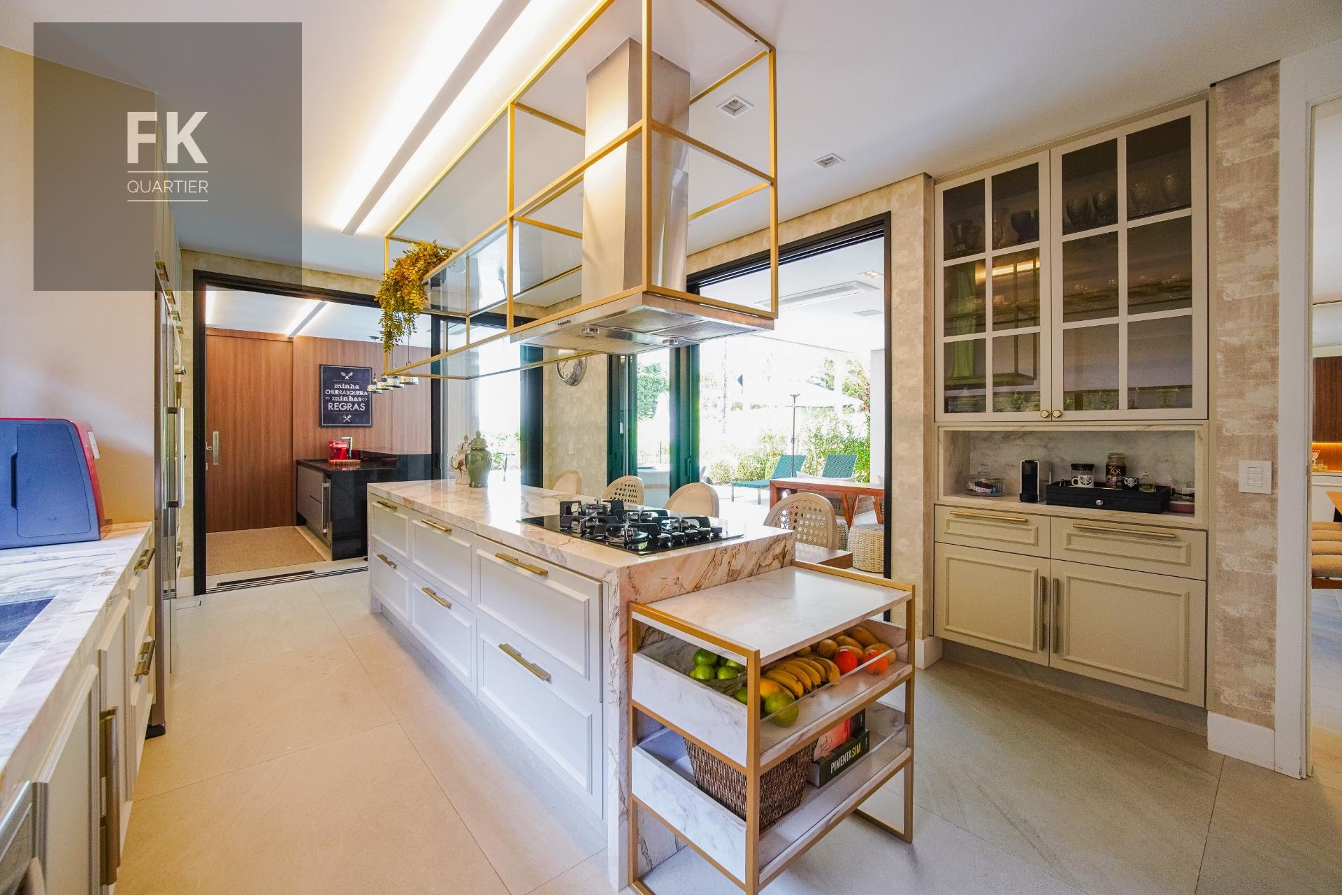 Casa à venda com 4 quartos, 4 suítes, 4 vagas e 417m² no Alphaville, Santana de Parnaíba (SP) — foto 19 de 30