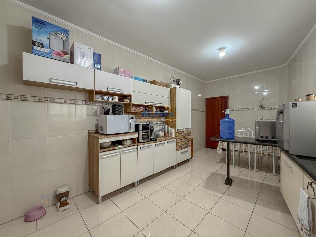 Casa à venda com 3 quartos, 1 suíte, 2 vagas e 177m² no Canto do Forte, Praia Grande (SP) — foto 7 de 19