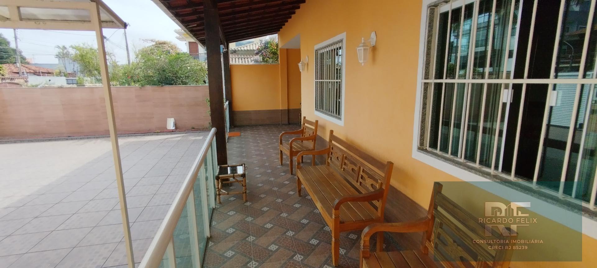 Casa à venda com 5 quartos, 2 suítes, 3 vagas e 560m² no Costazul, Rio das Ostras (RJ) — foto 3 de 30