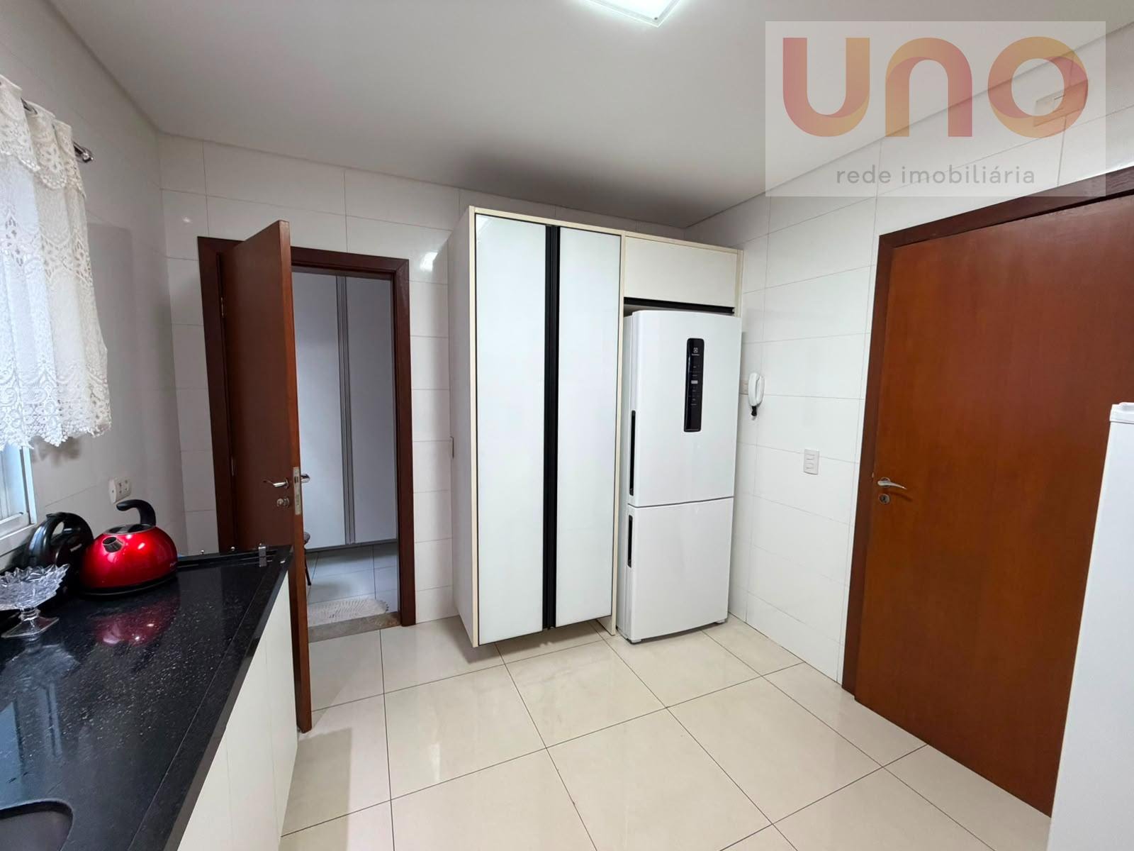 Casa à venda com 5 quartos, 2 suítes, 4 vagas e 240m² no Monte Castelo, Campo Grande (MS) — foto 8 de 29
