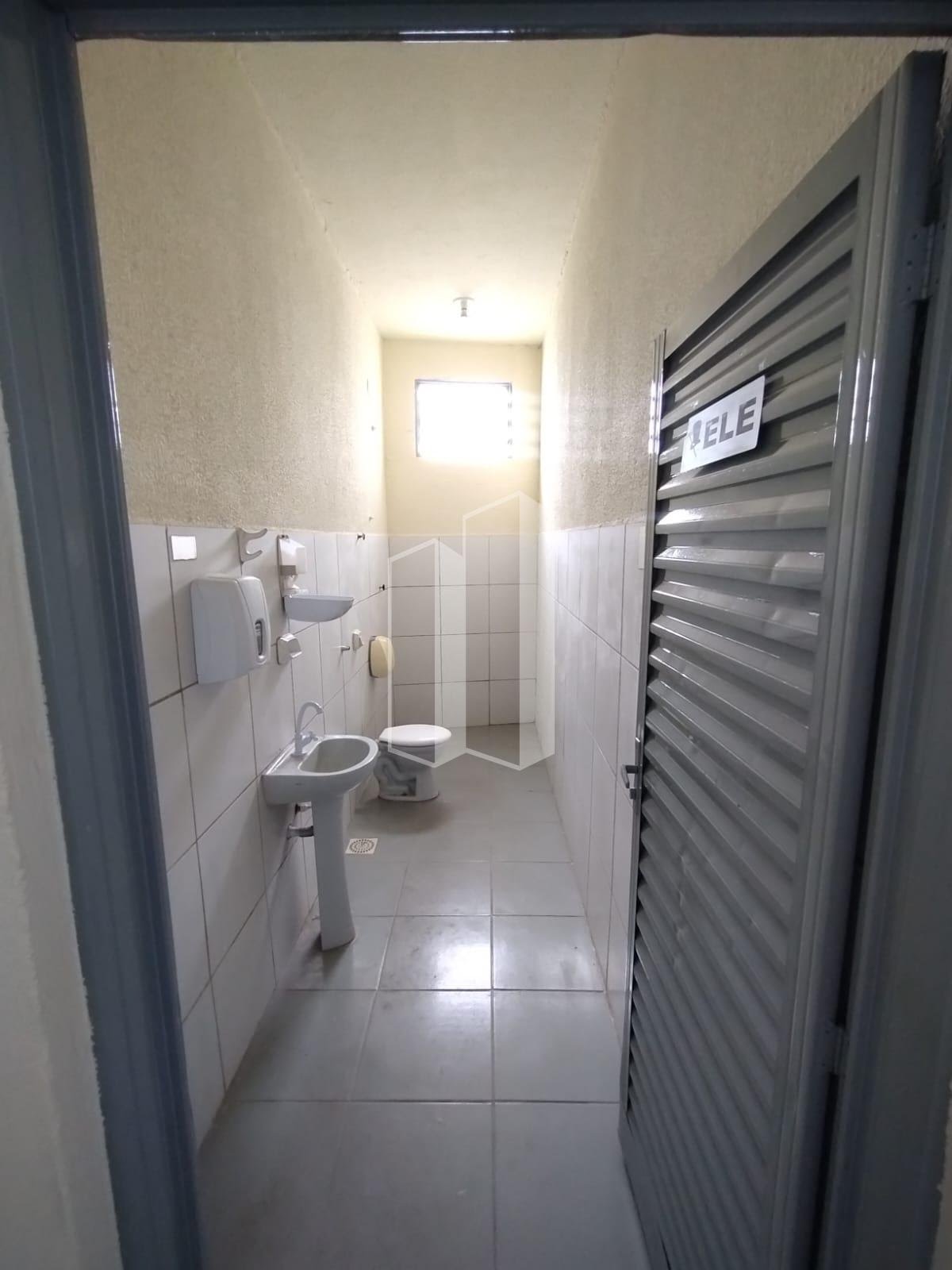 Comercial para alugar com 2 banheiros, 8 vagas e 567m² no Itapoã, Aparecida de Goiânia (GO) — foto 10 de 27