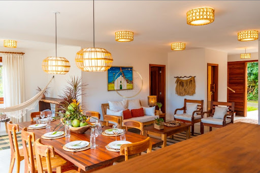 Casa de 4 Suítes à Venda em Trancoso, 350m² – Porto Seguro