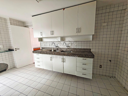 Compre Apartamento à venda na Jaqueira com 125m², 3 quartos, 2 suítes, 3 vagas cobertas e lazer completo. Agende sua visita com Leicam Maciel!