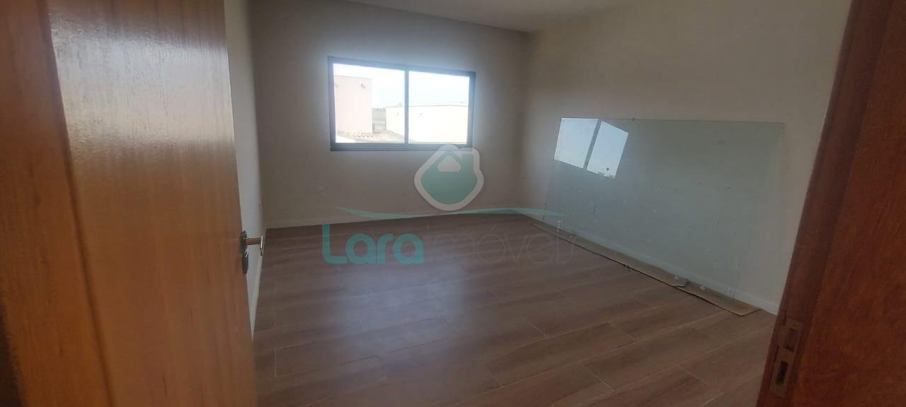 Casa à venda com 4 quartos, 4 suítes, 4 vagas e 340m² no Alphaville, Rio das Ostras (RJ) — foto 7 de 25