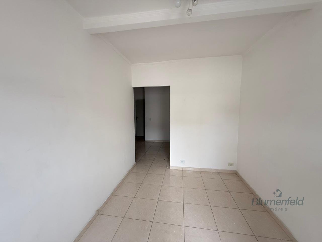 Casa para alugar com 4 quartos, 2 banheiros, 8 vagas e 150m² no Jardim Rincão, Arujá (SP) — foto 6 de 14