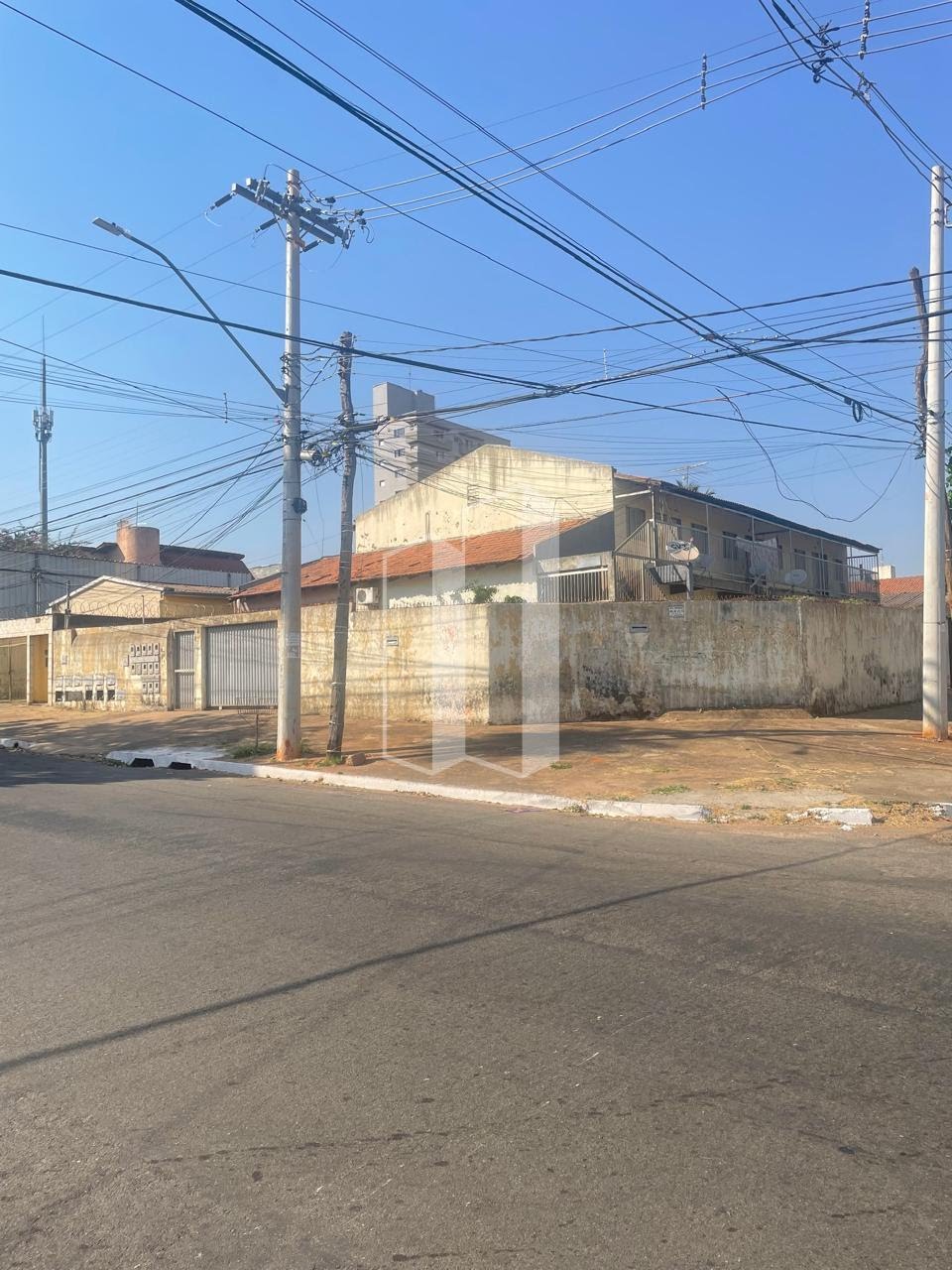 Casa à venda com 13 quartos, 13 banheiros, 1 vaga e 342m² no Parque Amazônia, Goiânia (GO) — foto 2 de 5
