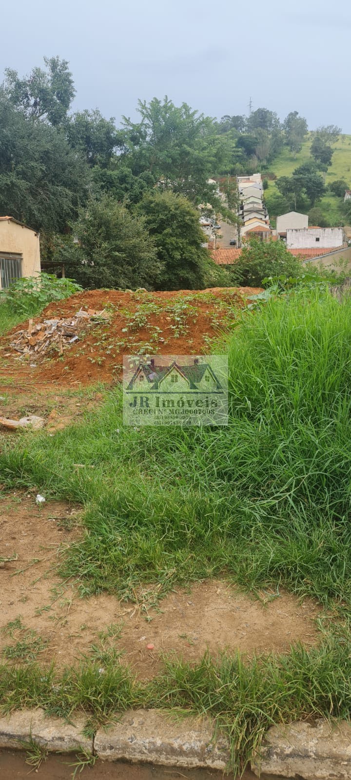 Terreno à venda com 300m² de terreno no Centro, Piranguinho (MG) — foto 5 de 6