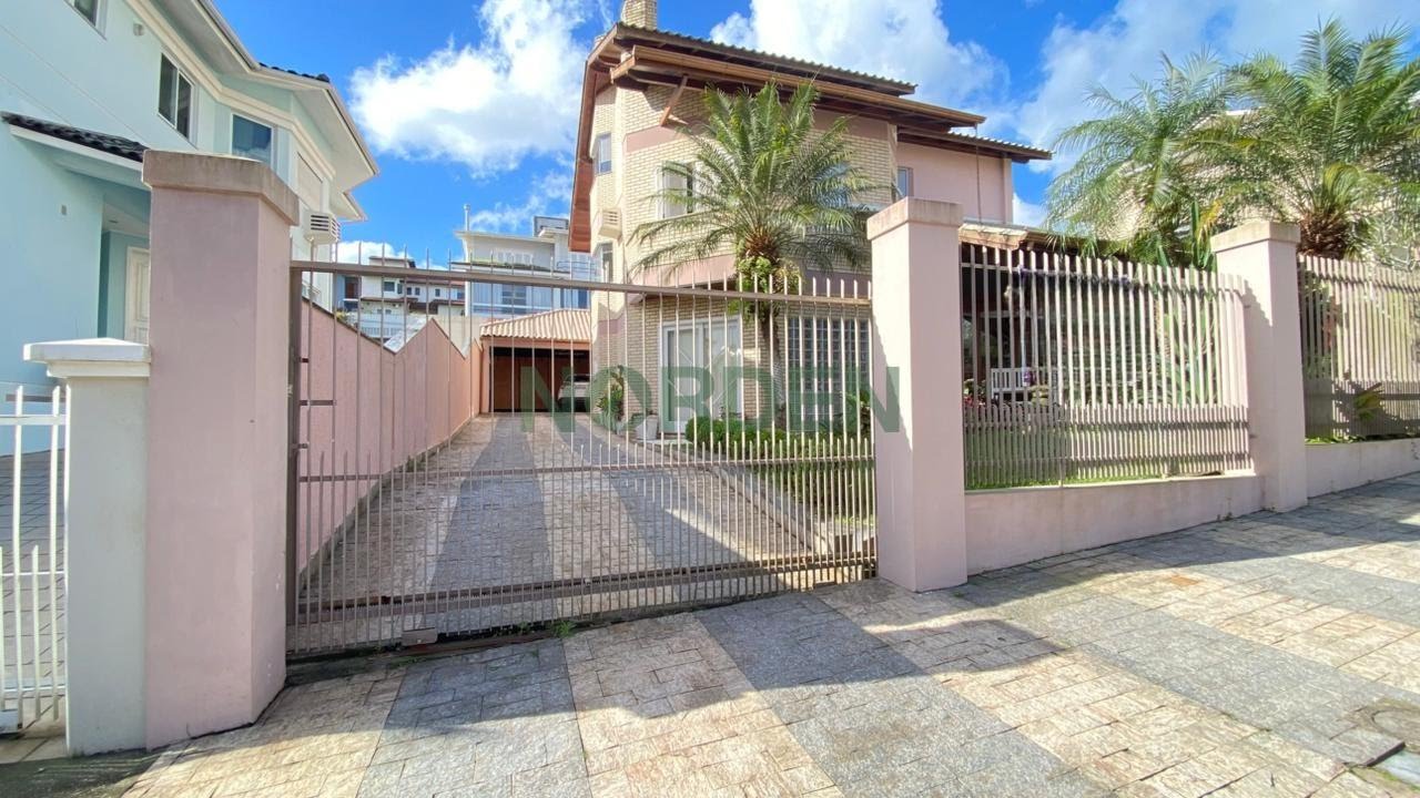 Casa de 345 m² com 4 quartos na Casa 4 Quartos 345m² — João Paulo, João Paulo