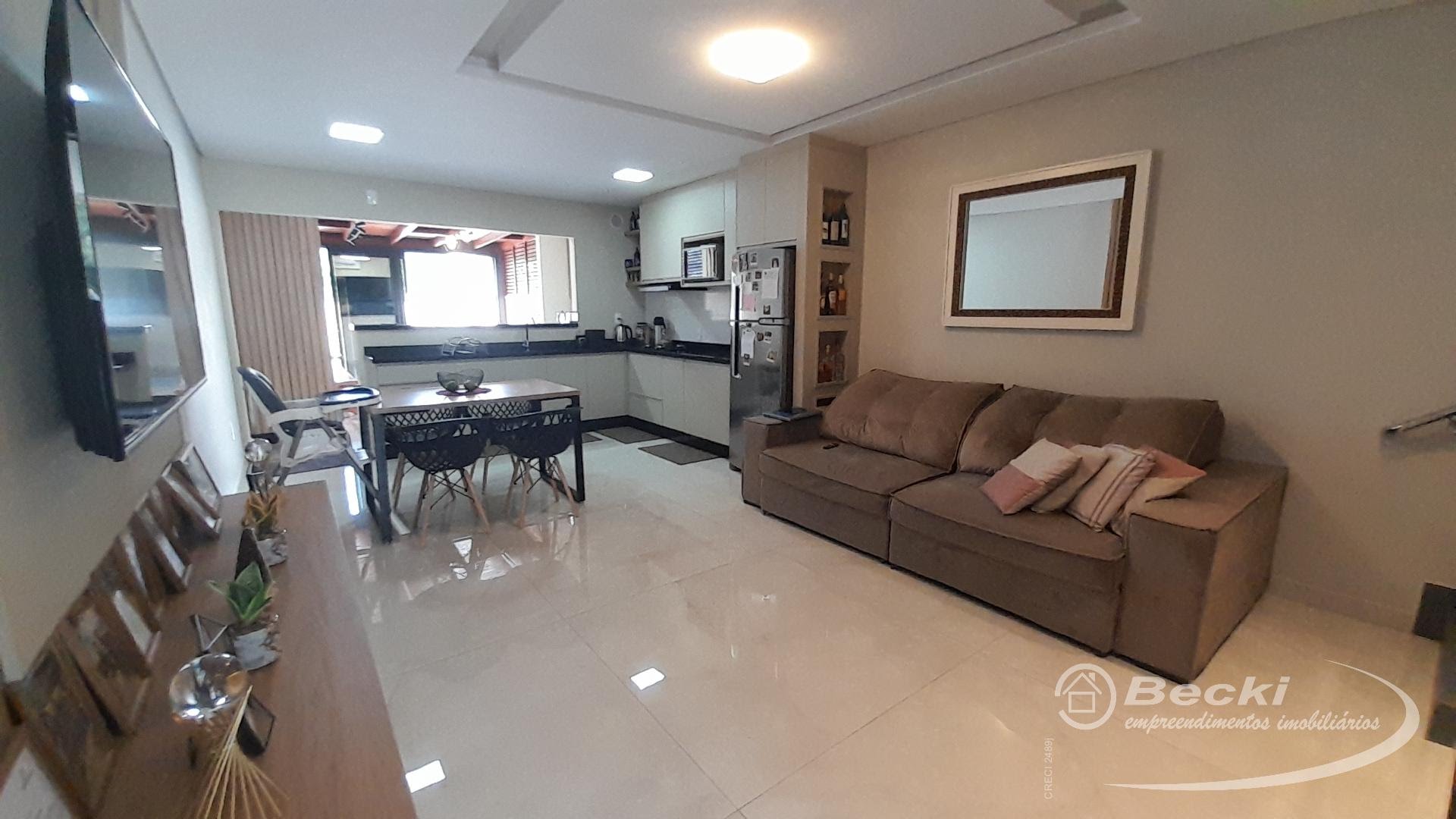 Casa à venda com 3 quartos, 1 suíte, 2 vagas e 108m² no São Marcos, Joinville (SC) — foto 7 de 21