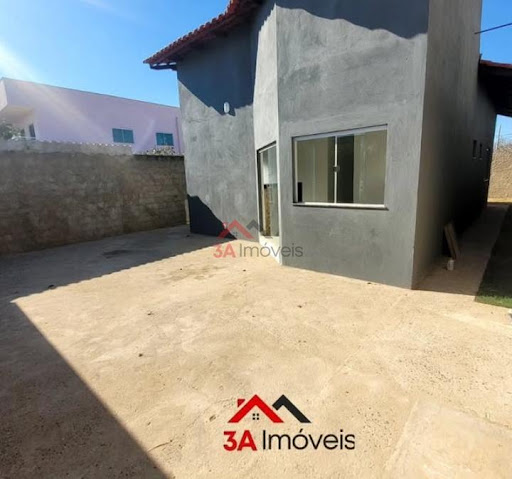 Casa no Água Branca  -  Unaí