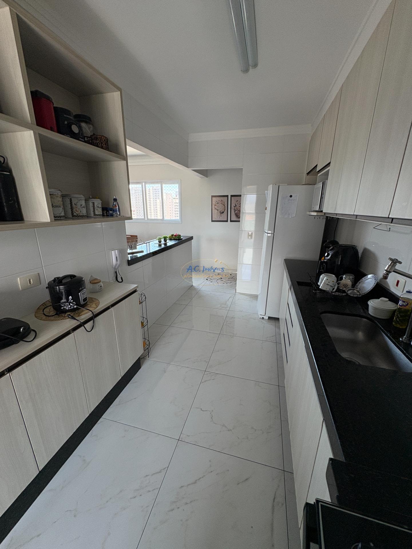 Apartamento à venda com 3 quartos, 1 suíte, 2 vagas e 110m² no Vila Caiçara, Praia Grande (SP) — foto 4 de 30