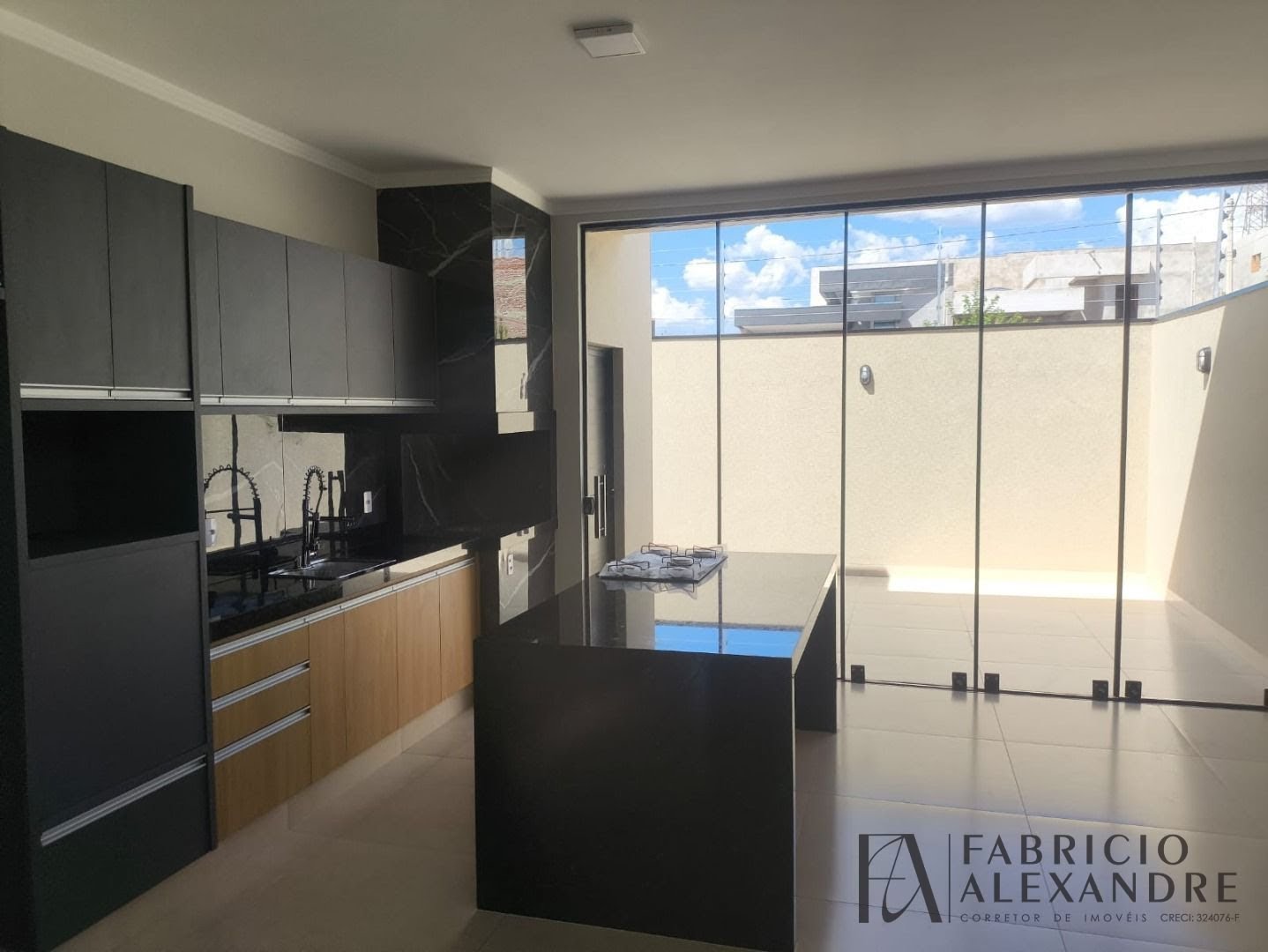 Casa à venda com 3 quartos, 3 banheiros, 2 vagas e 119m² no Setsul II, São José do Rio Preto — foto principal