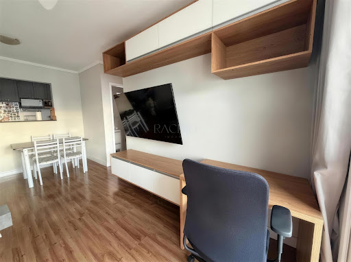 Sala ampla e home office