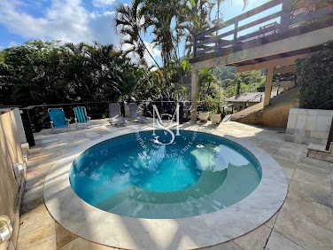 Casa de Luxo à Venda ou Locação por Temporada – Condomínio Marinas, Angra dos Reis