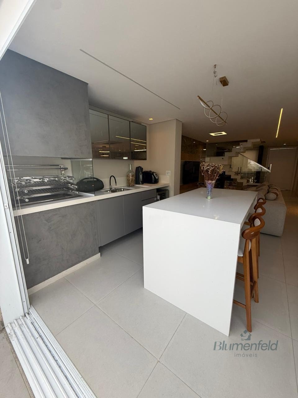 Casa à venda com 4 quartos, 3 suítes, 6 vagas e 201m² no Condomínio Sunville, Arujá (SP) — foto 9 de 30