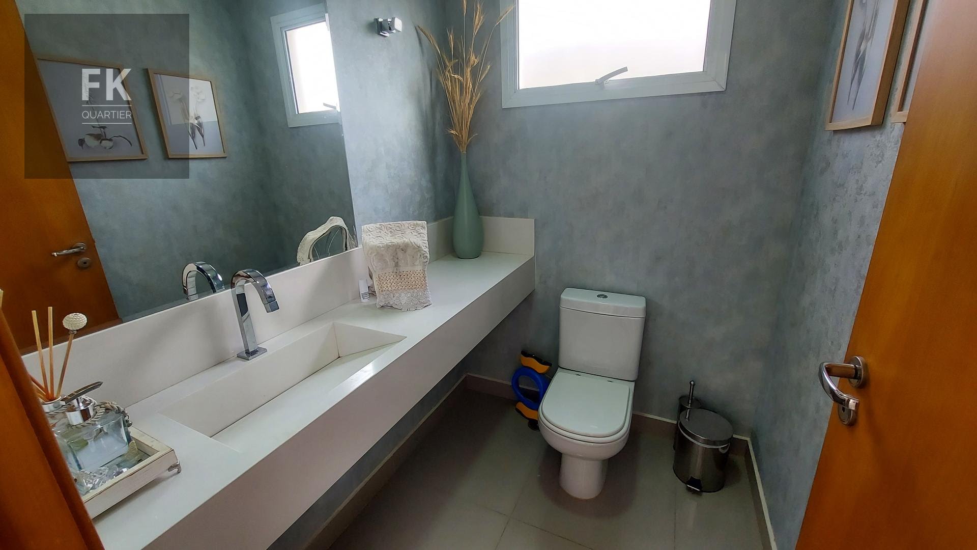 Casa à venda com 3 quartos, 3 suítes, 4 vagas e 268m² no Suru, Santana de Parnaíba (SP) — foto 8 de 29