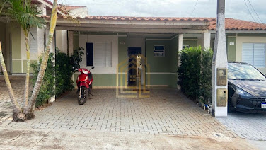 Casa à Venda no bairro Parque Verde, Cascavel – 3 Quartos, 85m², R$290mil