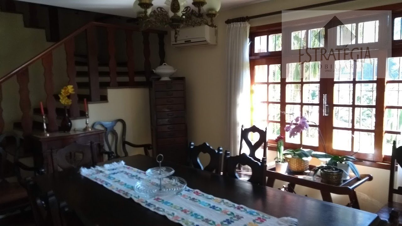Casa à venda com 4 quartos, 2 suítes, 6 vagas e 320m² no Alto da Serra, Petrópolis (RJ) — foto 16 de 22
