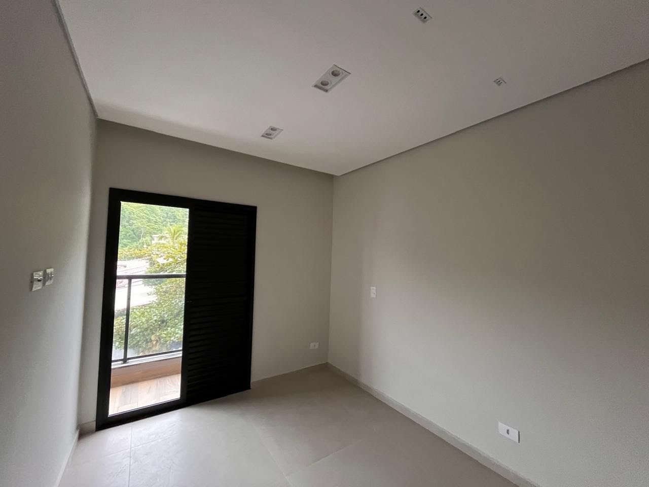 Apartamento à venda com 2 quartos, 2 banheiros, 2 vagas e 85m² no Toninhas, Ubatuba (SP) — foto 6 de 8