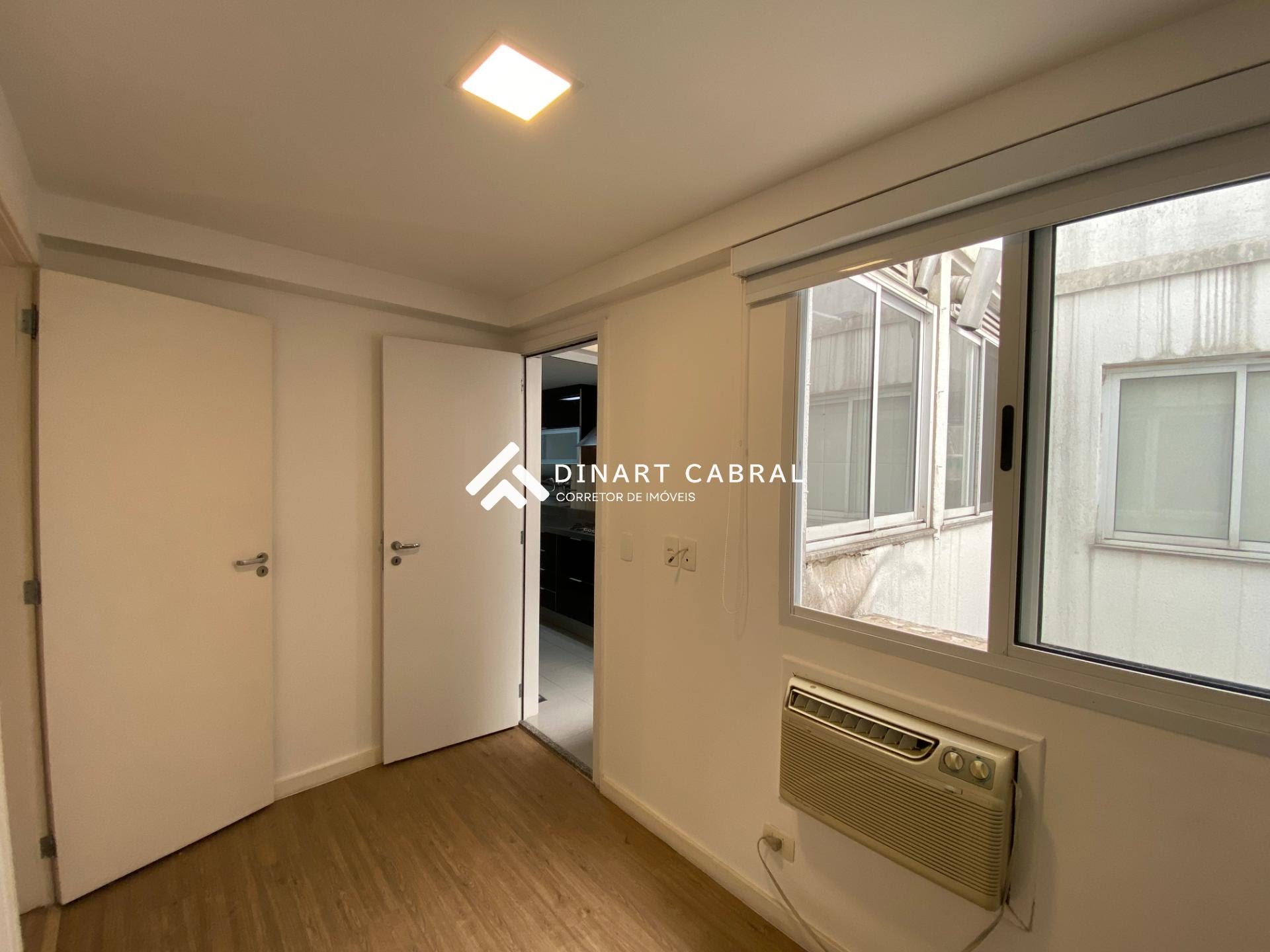 Apartamento à venda com 2 quartos, 1 suíte, 3 vagas e 176m² no Leblon, Rio de Janeiro (RJ) — foto 22 de 30