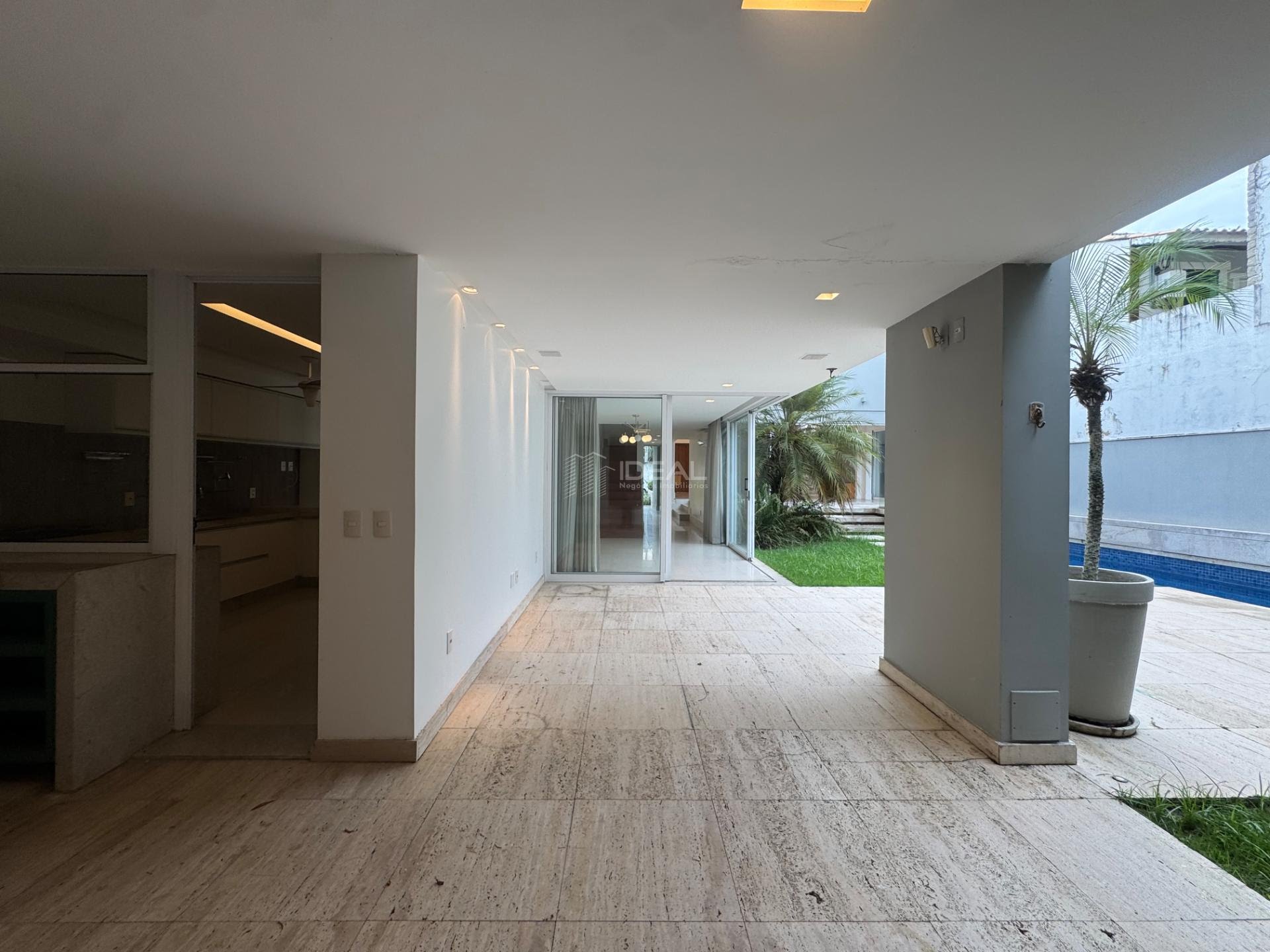 Casa à venda com 3 quartos, 3 suítes, 4 vagas e 423m² no Parque Santo Amaro, Campos dos Goytacazes (RJ) — foto 14 de 30