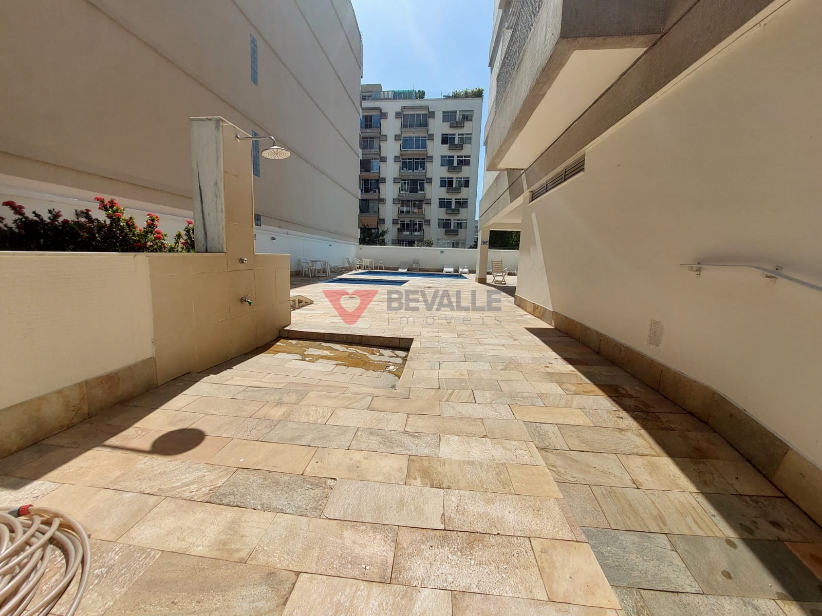 Apartamento à venda com 3 quartos, 1 suíte, 2 vagas e 100m² no Botafogo, Rio de Janeiro (RJ) — foto 23 de 27