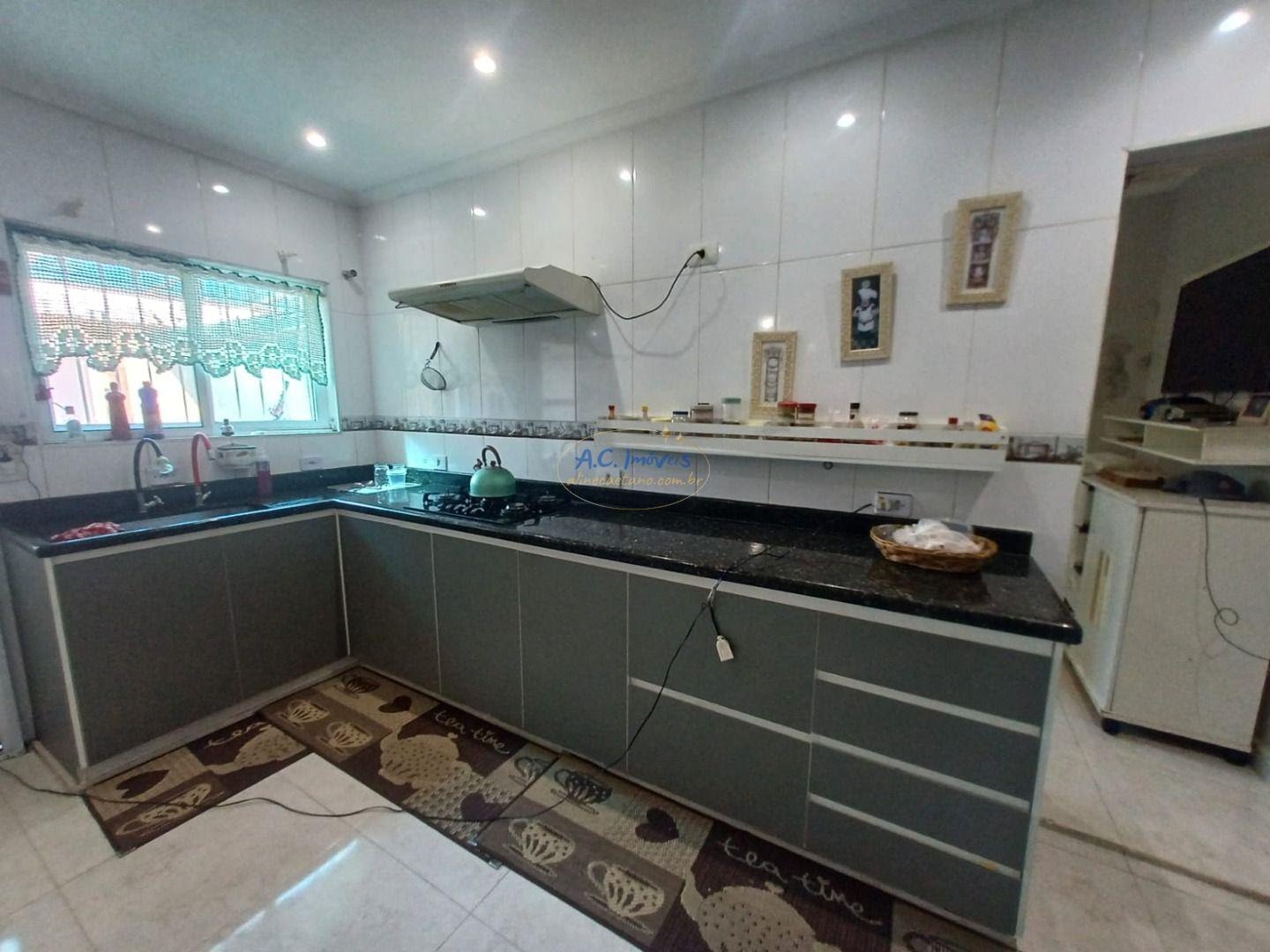 Casa à venda com 3 quartos, 2 suítes, 2 vagas e 174m² no Vila Tupi, Praia Grande (SP) — foto 6 de 30