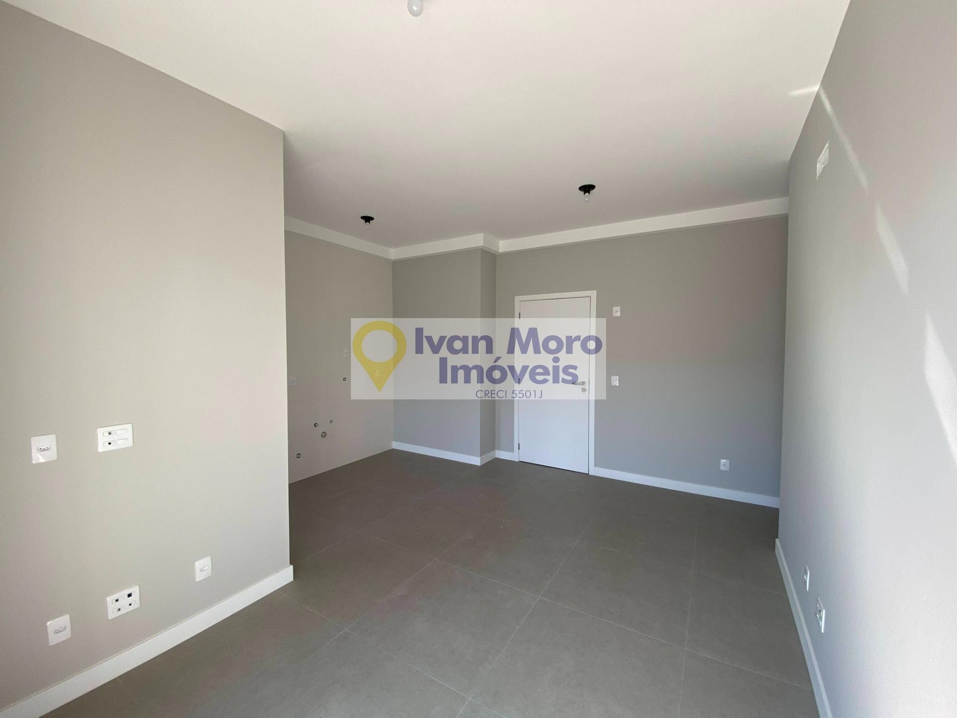 Apartamento à venda com 1 quarto, 1 suíte, 1 vaga e 53m² no Cachoeira do Bom Jesus, Florianópolis (SC) — foto 3 de 30