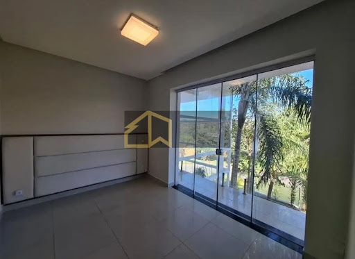 Casa de Condomínio em Alphaville Araguaia  -  Goiânia
