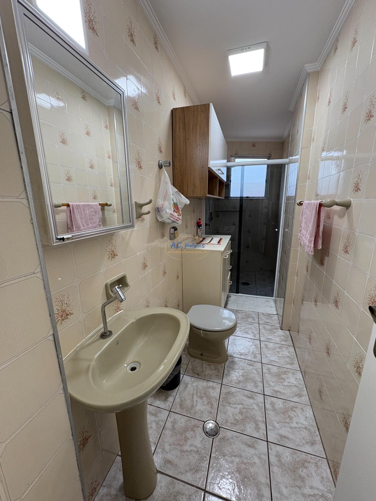 Apartamento à venda com 2 quartos, 1 suíte, 1 vaga e 75m² no Vila Tupi, Praia Grande (SP) — foto 17 de 26