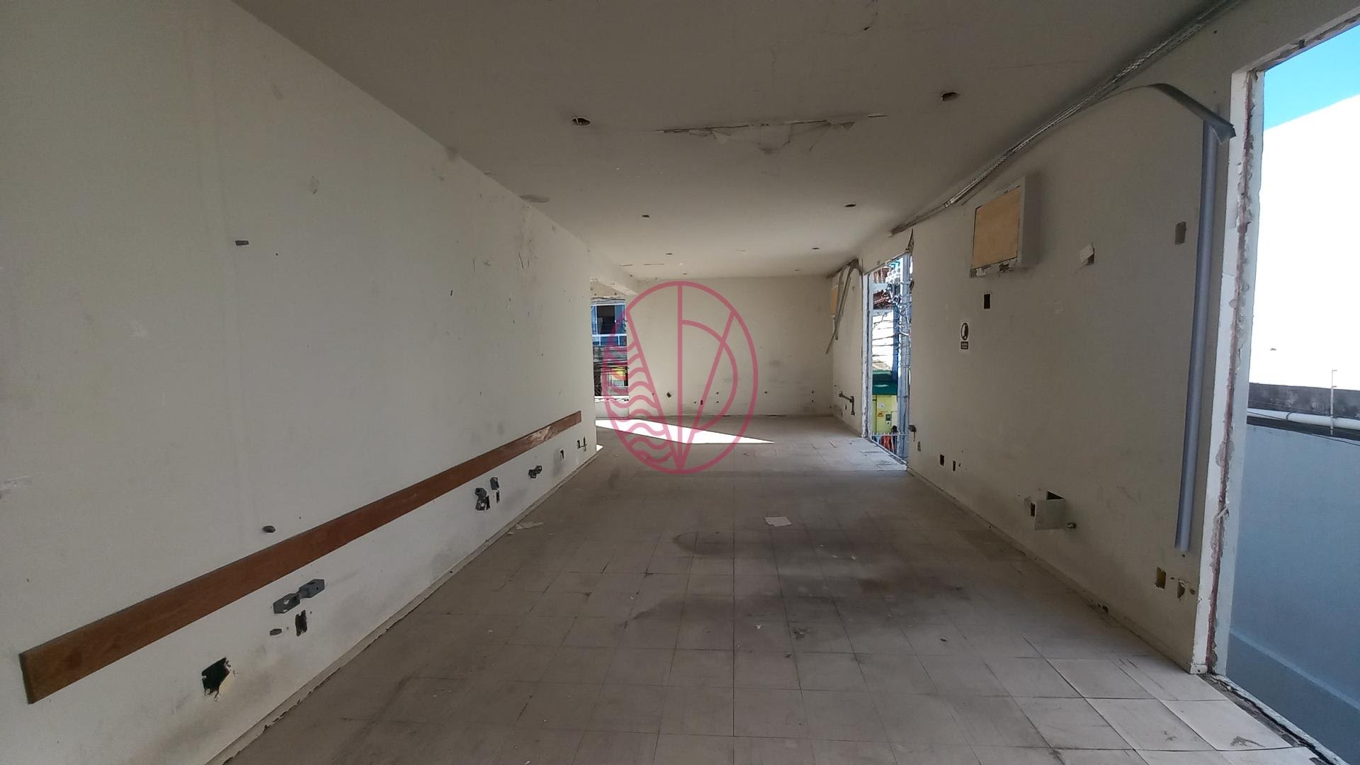 Comercial para alugar com 6 banheiros, 8 vagas e 480m² no Itapuã, Salvador (BA) — foto 13 de 24