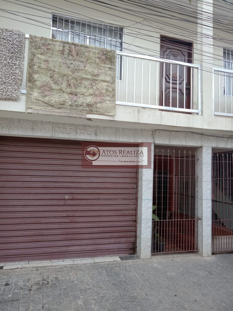 Casa à venda com 3 quartos, 1 banheiro, 1 vaga e 200m² no Jardim Myrna, São Paulo — foto principal
