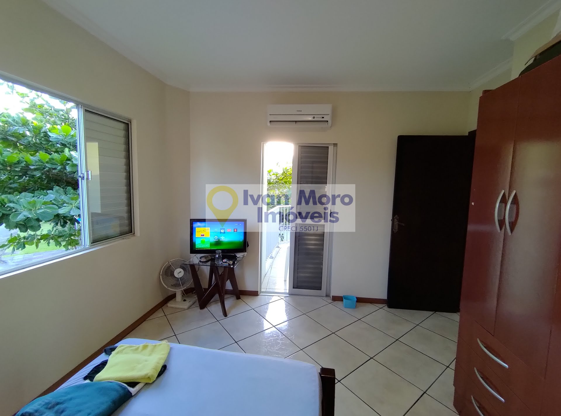 Casa à venda com 5 quartos, 2 suítes, 2 vagas e 199m² no Daniela, Florianópolis (SC) — foto 23 de 30