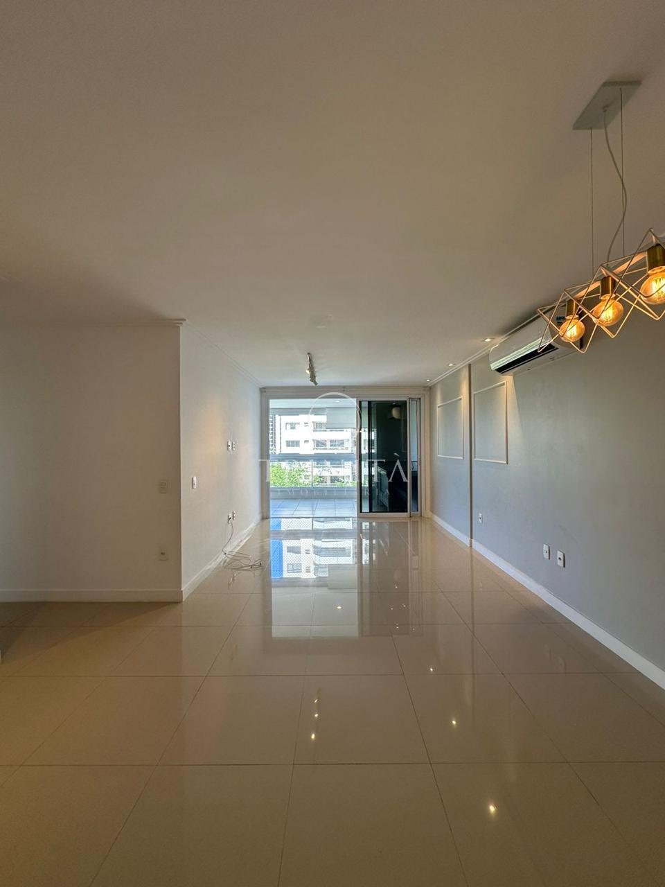 Sala viure 3 quartos ilha pura Trinitá imobiliária 