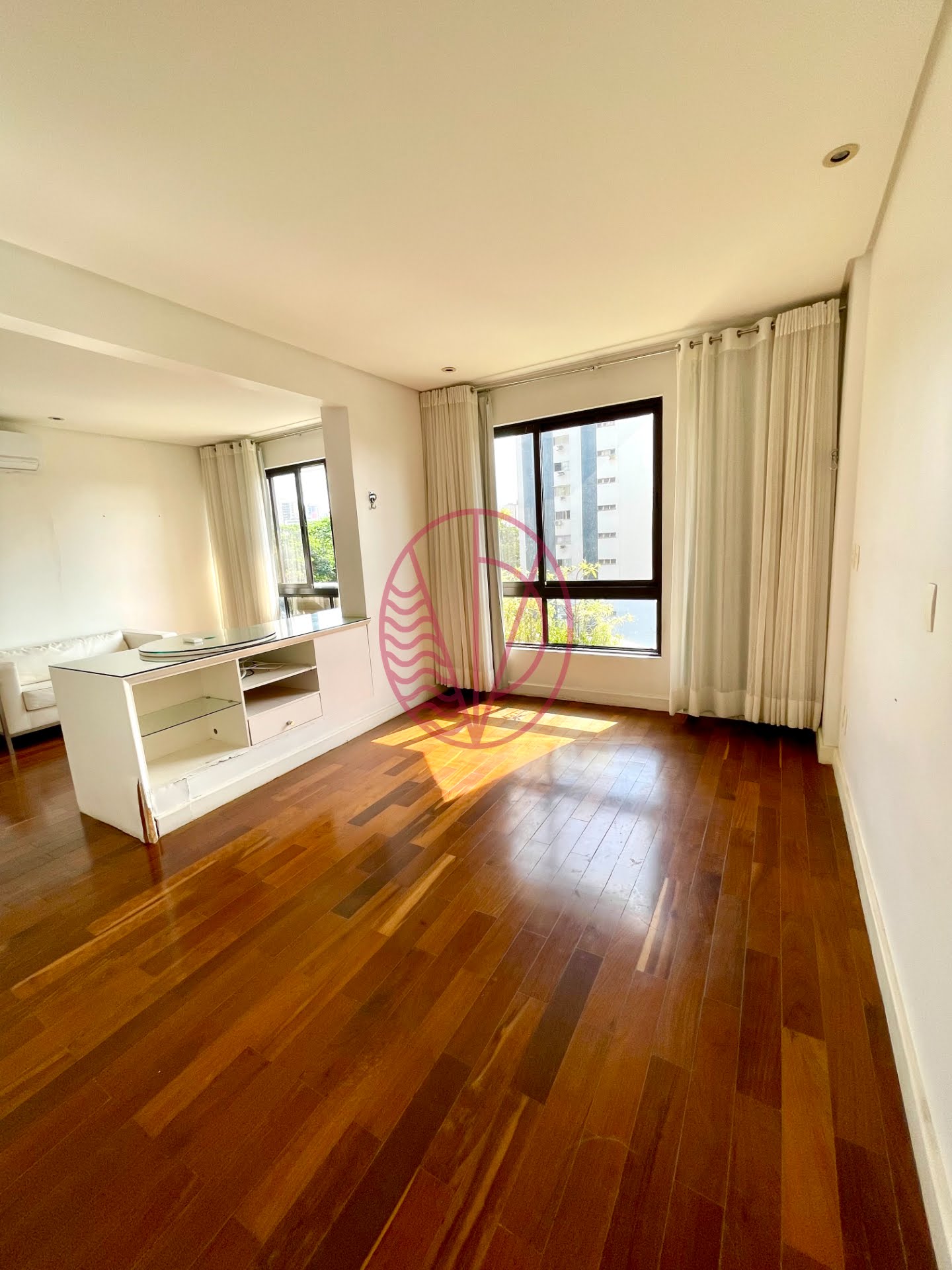Apartamento à venda com 3 quartos, 2 suítes, 3 vagas e 212m² no Itaigara, Salvador (BA) — foto 27 de 30