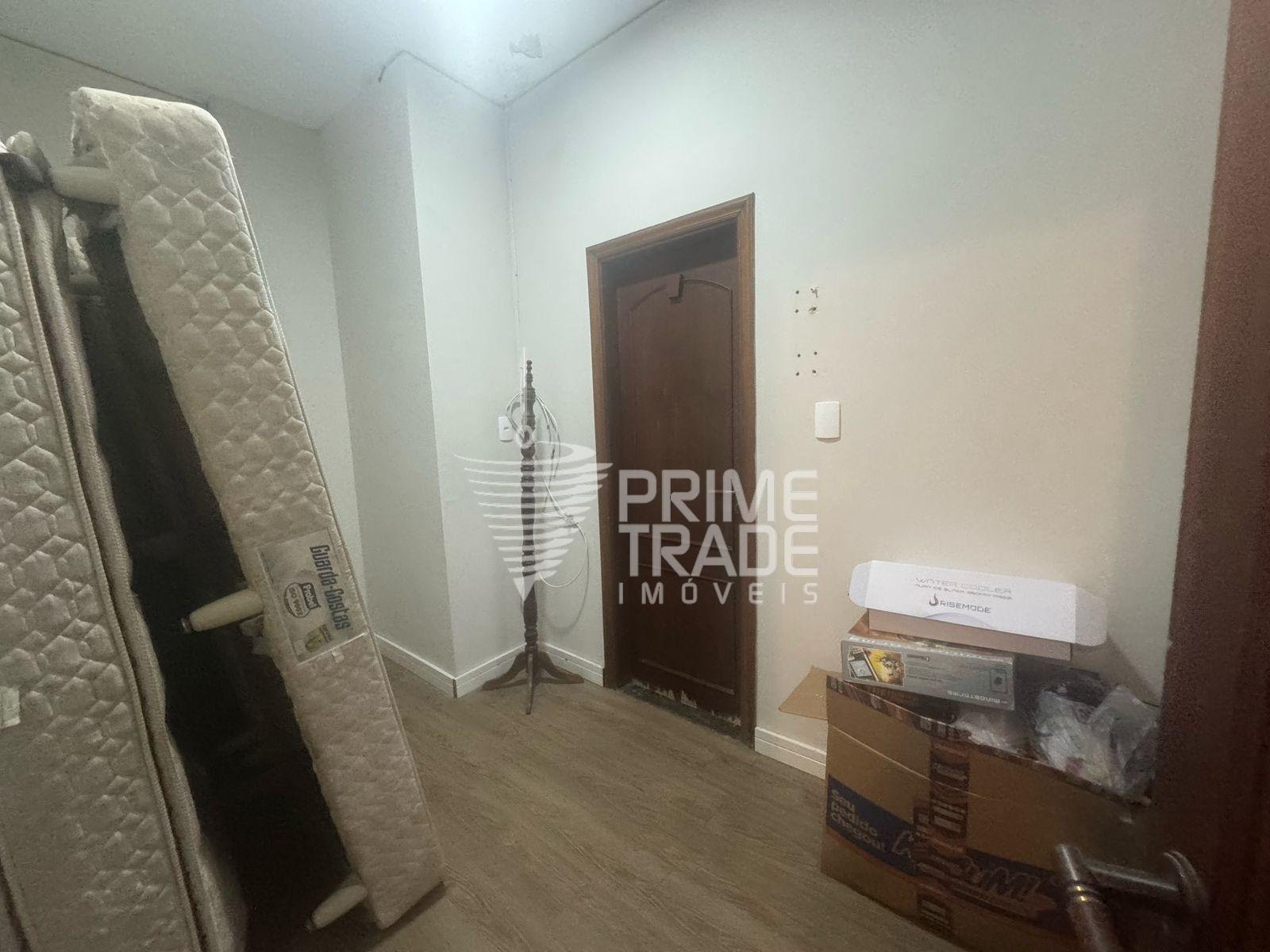 Casa à venda com 6 quartos, 1 suíte, 2 vagas e 177m² no Gonzaga, Santos (SP) — foto 8 de 17