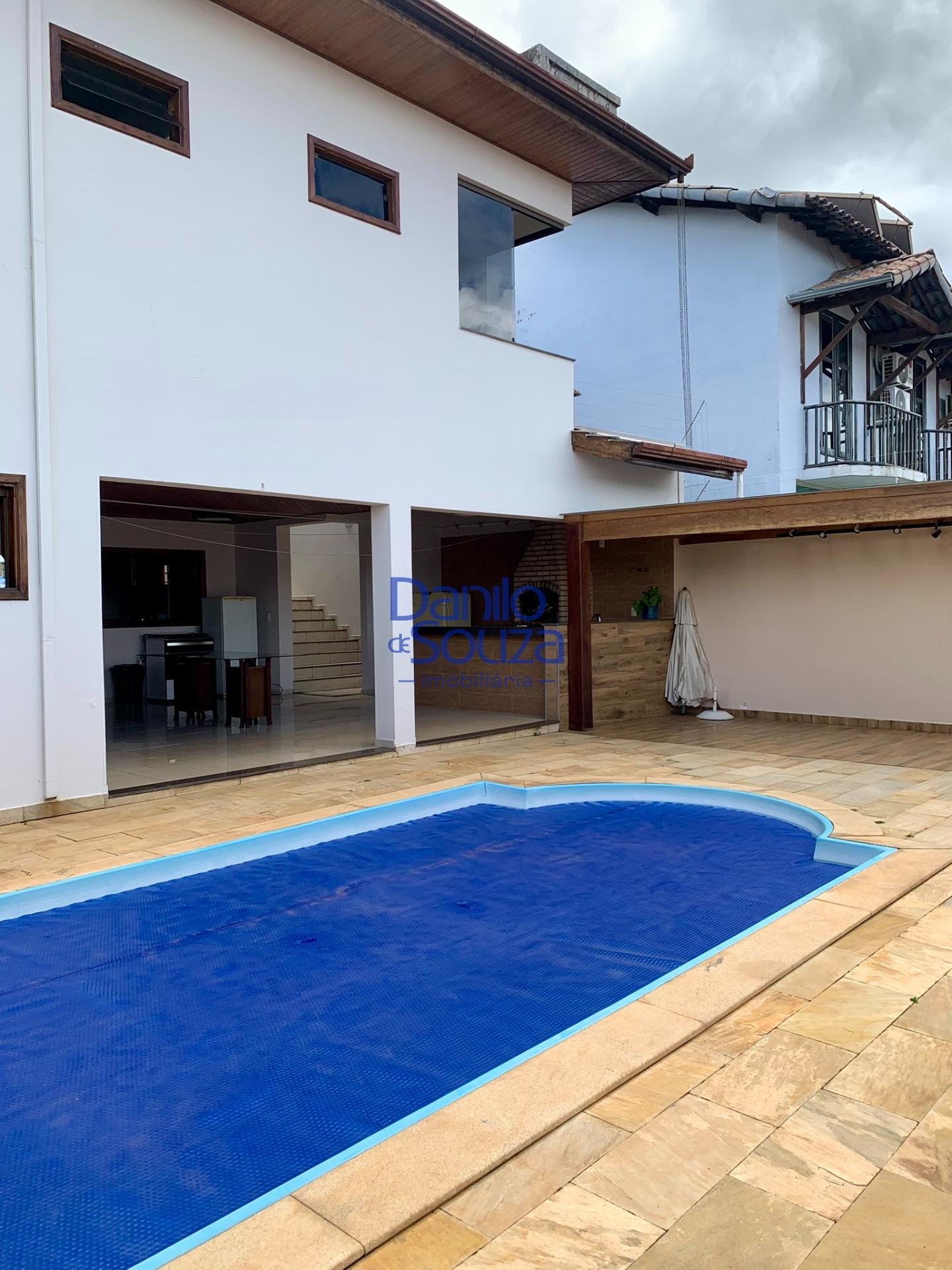 Casa à venda com 4 quartos, 1 suíte, 2 vagas e 360m² no Alvorada, Araxá (MG) — foto 24 de 28