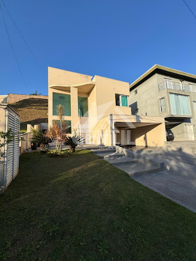 Casa 4 Suítes à Venda em Alphaville, 350m², Santana de Parnaíba