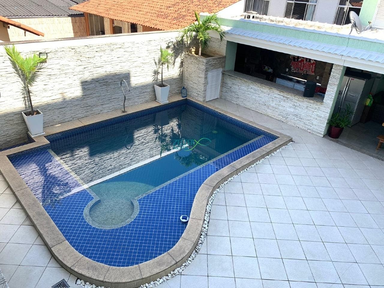 Casa à venda com 4 quartos, 2 suítes, 8 vagas e 327m² no Vila da Penha, Rio de Janeiro (RJ) — foto 29 de 29