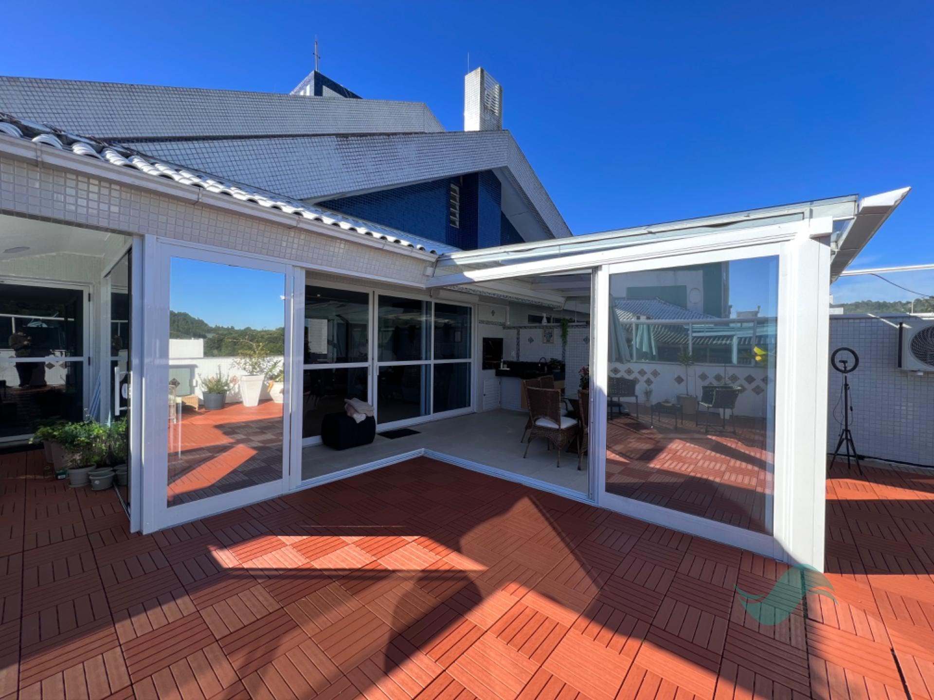Cobertura à venda com 4 suítes, 3 vagas e 198m² no Jurerê, Florianópolis (SC) — foto 28 de 28