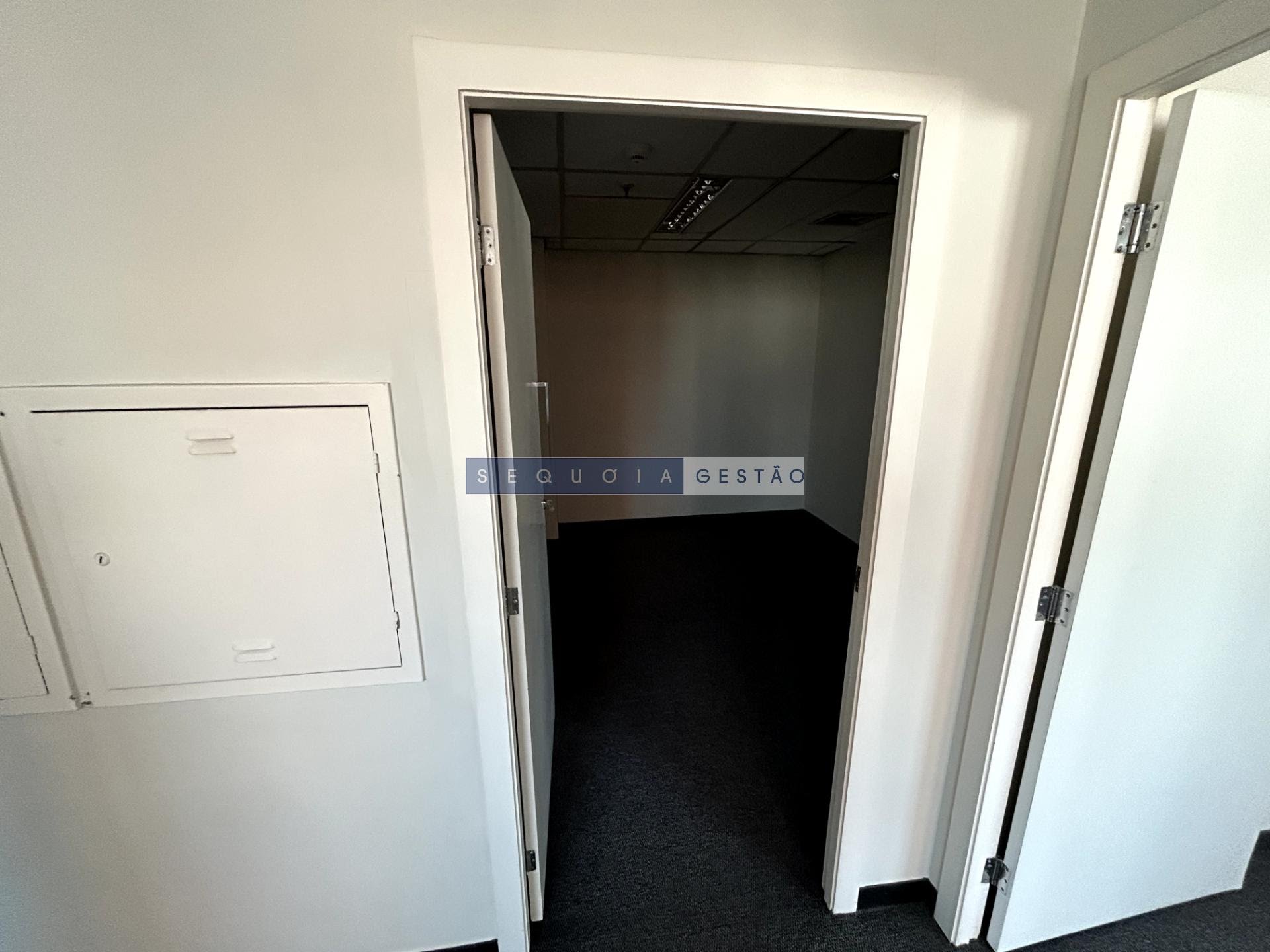 Comercial para alugar com 3 banheiros e 212m² no Centro, Rio de Janeiro (RJ) — foto 12 de 17