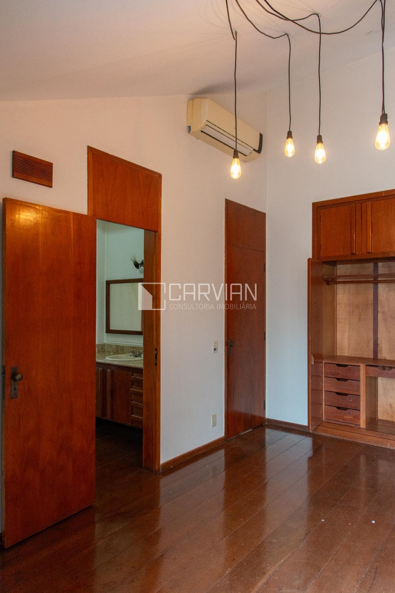 Casa à venda com 4 quartos, 2 suítes, 2 vagas e 312m² no Alto da Boa Vista, Ribeirão Preto (SP) — foto 12 de 30