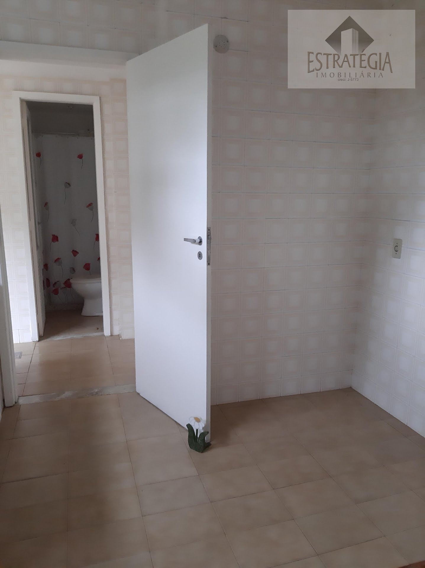 Apartamento à venda com 2 quartos, 1 banheiro, 1 vaga e 75m² no Centro, Petrópolis (RJ) — foto 10 de 12