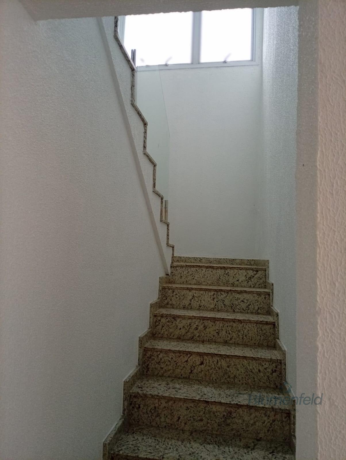 Casa à venda com 4 quartos, 4 suítes, 3 vagas e 311m² no Condominio Arujazinho V, Arujá (SP) — foto 9 de 30