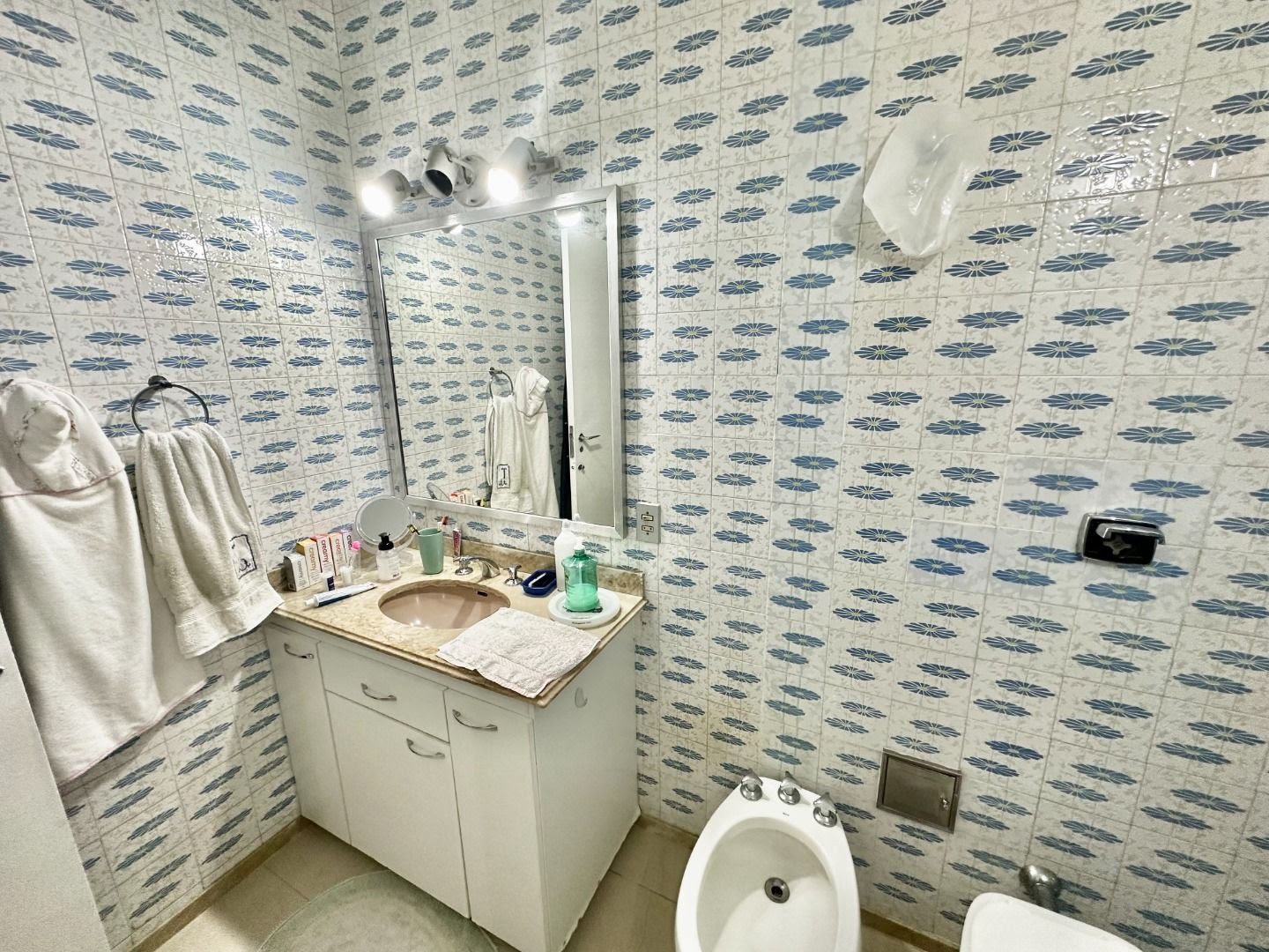 Apartamento à venda com 4 quartos, 1 suíte, 1 vaga e 241m² no Copacabana, Rio de Janeiro (RJ) — foto 26 de 30