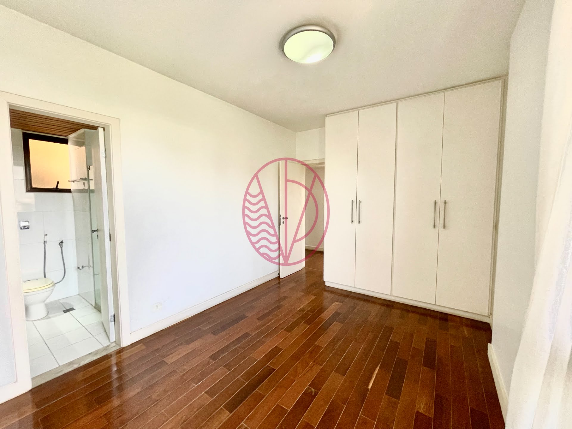 Apartamento à venda com 3 quartos, 2 suítes, 3 vagas e 212m² no Itaigara, Salvador (BA) — foto 28 de 30