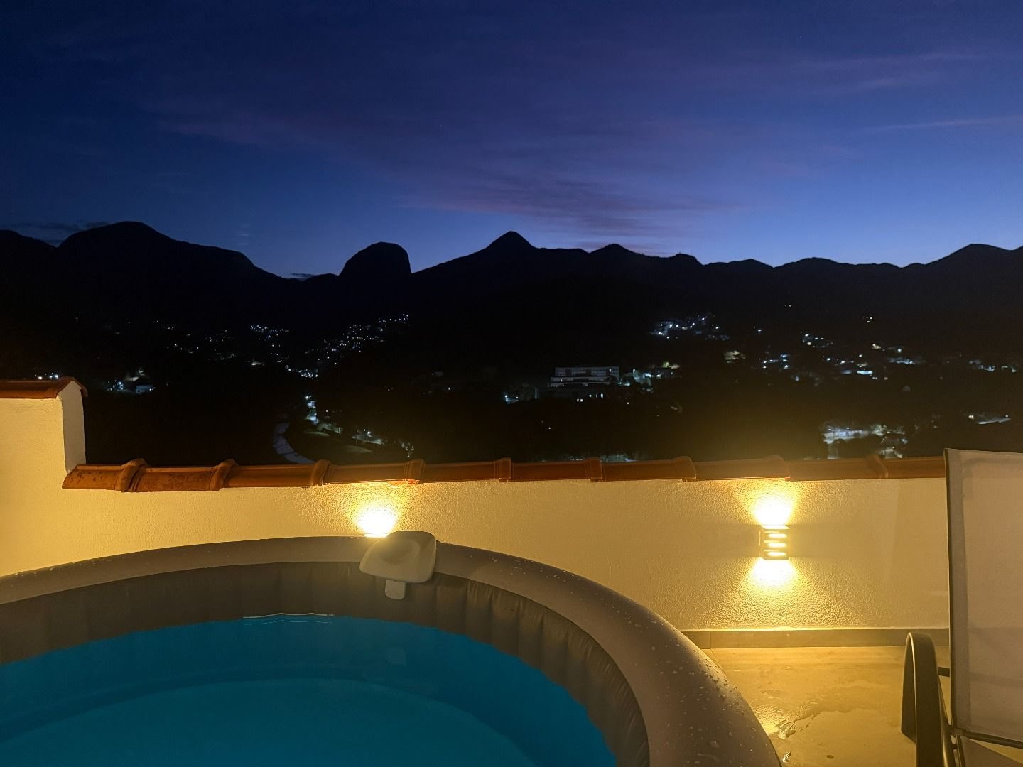 Casa à venda com 4 quartos, 5 banheiros, 1 vaga e 220m² no Golfe, Teresópolis (RJ) — foto 9 de 30