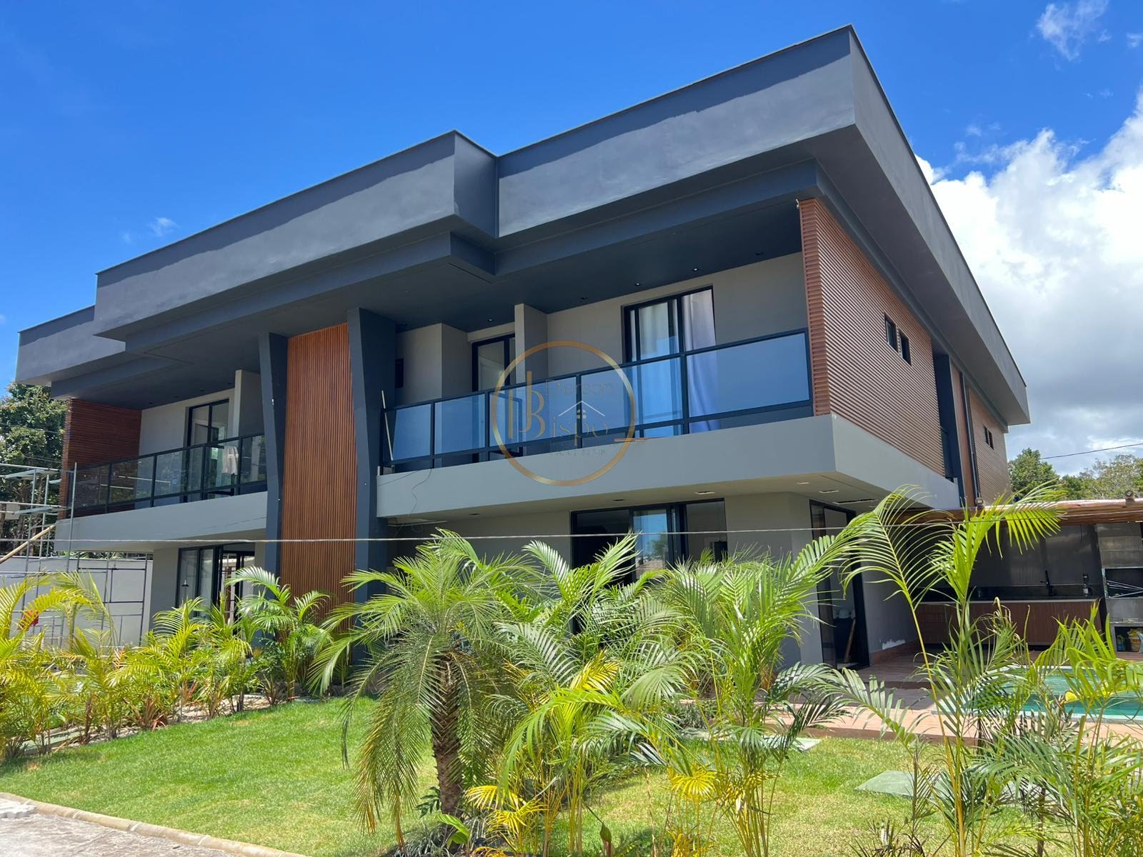 Casa à venda com 3 quartos, 3 suítes, 2 vagas e 234m² no Alto de Pitinga, Porto Seguro (BA) — foto 4 de 21